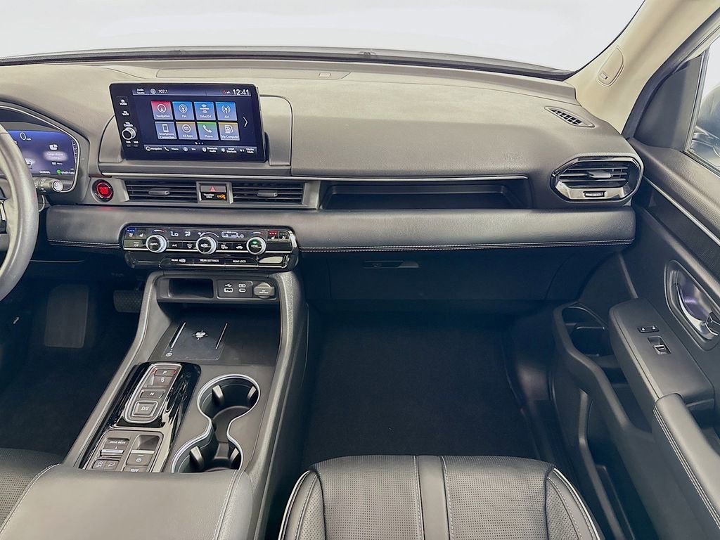 Certified 2023 Honda Pilot Elite image 22