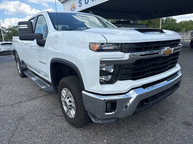 Used 2025 Chevrolet Silverado 2500 LT w/ Convenience Package image 4