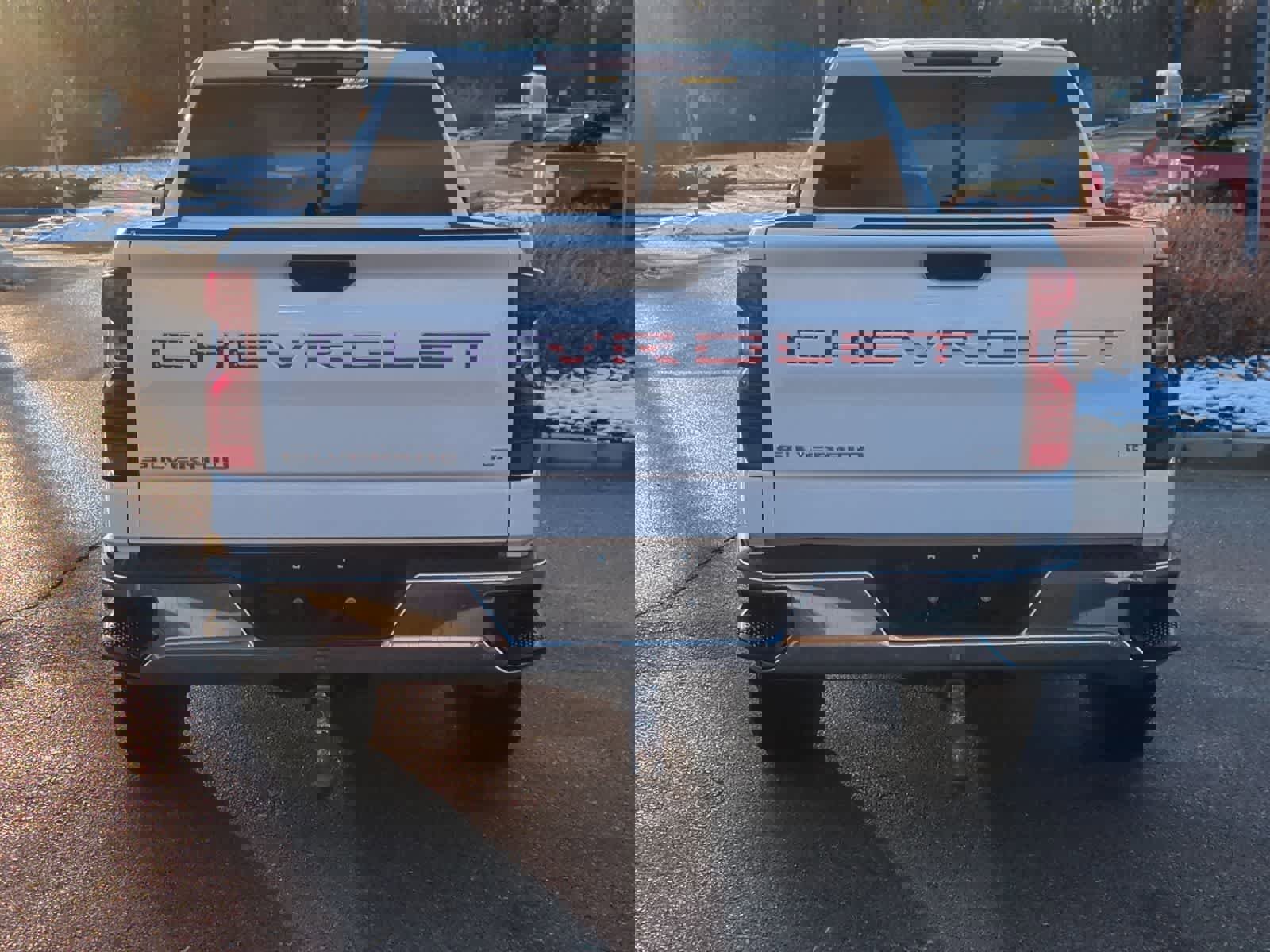 Used 2022 Chevrolet Silverado 1500 LT image 7