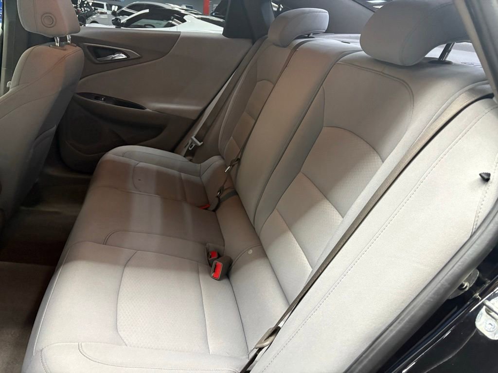 Used 2019 Chevrolet Malibu LS FWD image 28