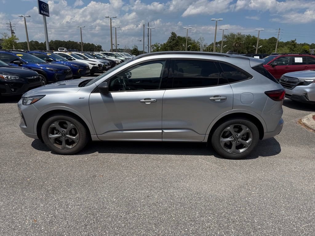 Used 2024 Ford Escape ST-Line FWD image 13