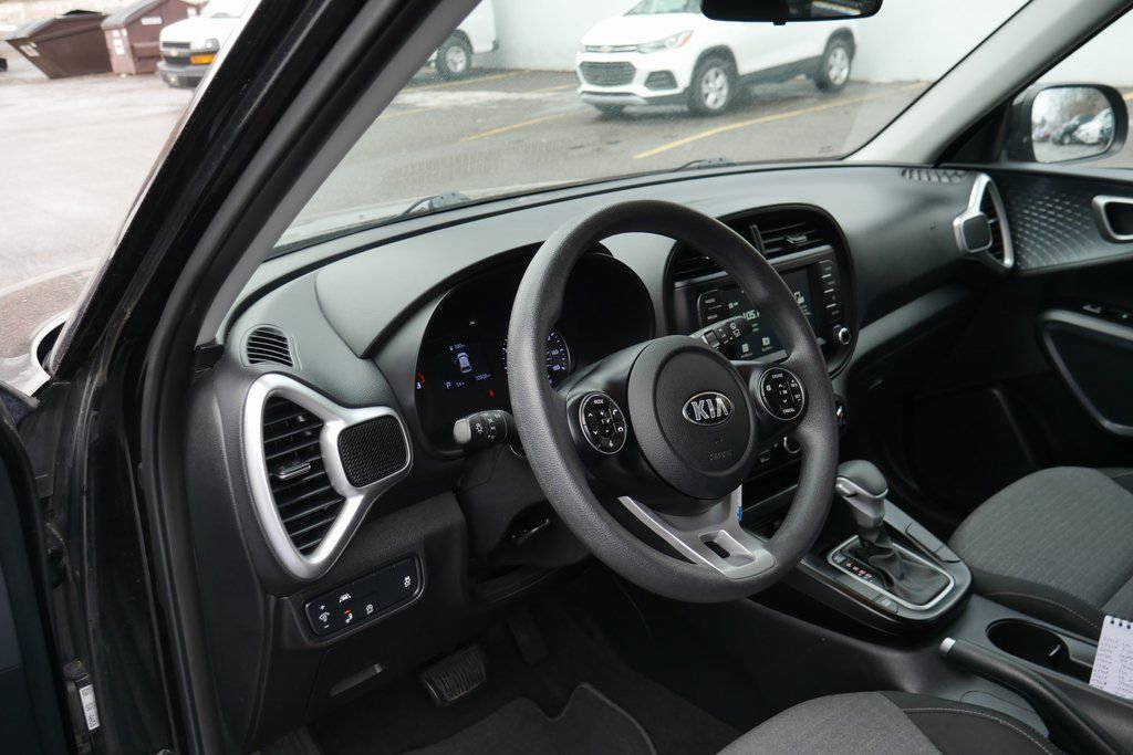 Used 2021 Kia Soul S image 10