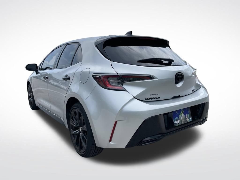 Used 2021 Toyota Corolla Hatchback FWD image 5