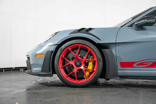 Used 2025 Porsche 911 GT3 RS RWD image 12