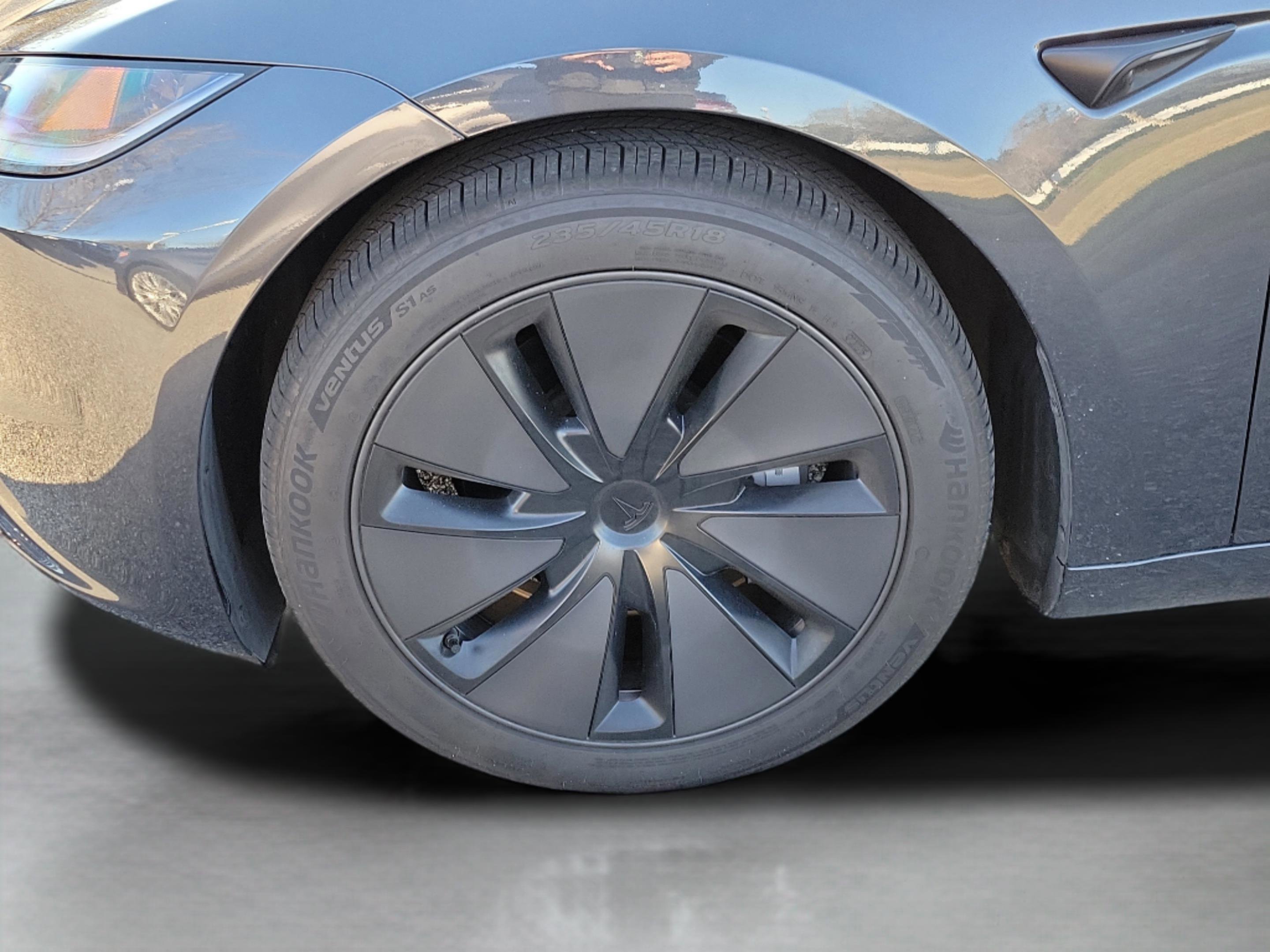 Used 2025 Tesla Model 3 Long Range image 16