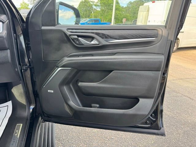 Used 2022 GMC Yukon XL Denali AWD/4WD image 10
