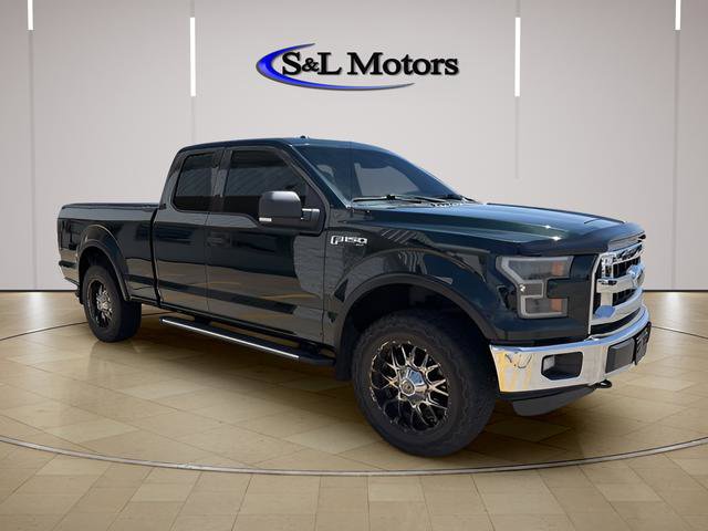 Used 2015 Ford F150 XLT w/ Equipment Group 301A Mid AWD/4WD image 10