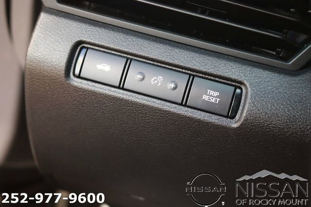 Used 2019 Nissan Altima 2.5 SR FWD image 25