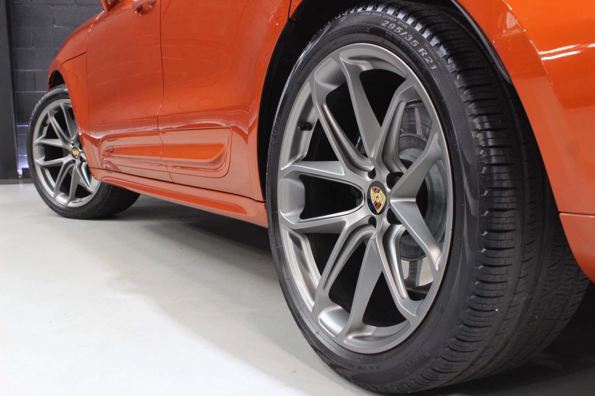 Used 2023 Porsche Macan GTS w/ Premium Package Plus image 21