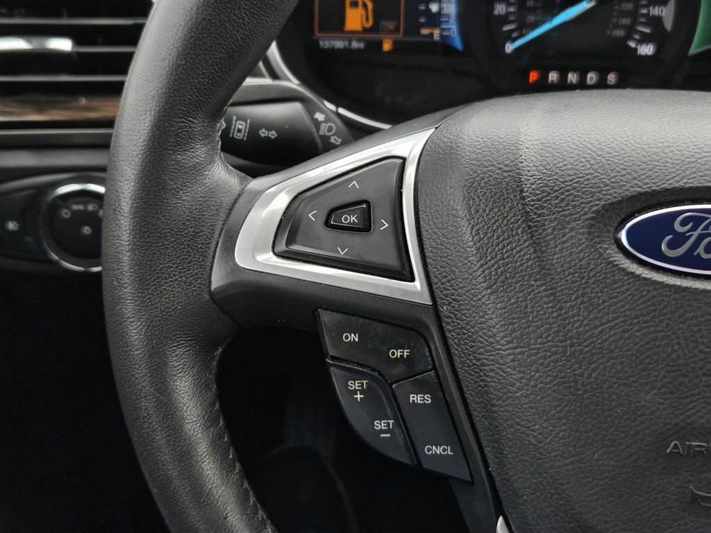 Used 2016 Ford Fusion SE w/ Equipment Group 202A FWD image 18