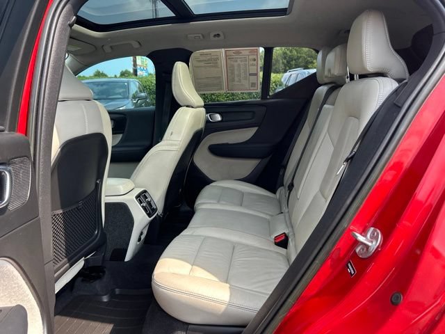 Used 2023 Volvo XC40 B4 Ultimate w/ Protection Package Premier FWD image 17
