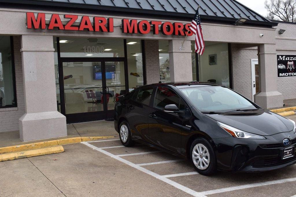 Used 2022 Toyota Prius LE image 8