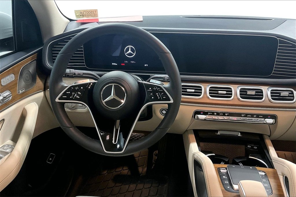Used 2024 Mercedes-Benz GLE 450 4MATIC image 5