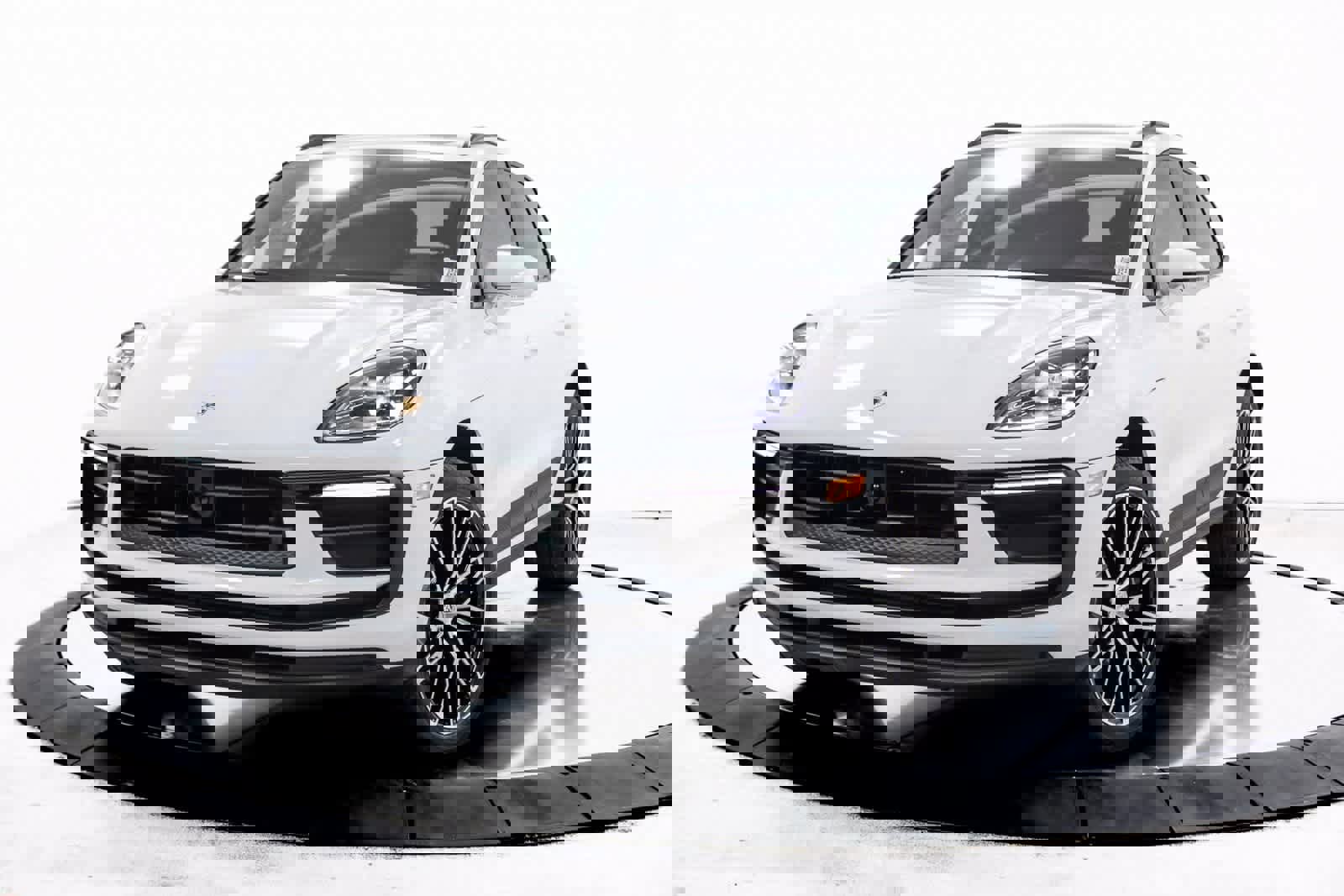 Certified 2025 Porsche Macan