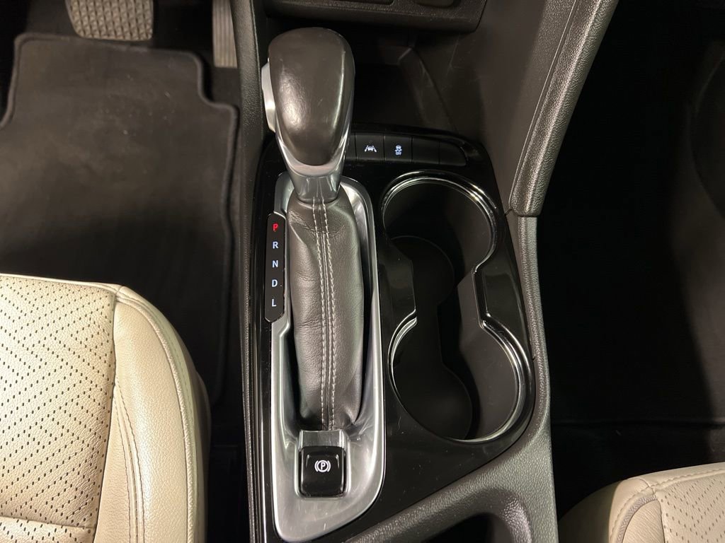 Used 2021 Buick Encore GX Essence w/ Advanced Technology Package image 17