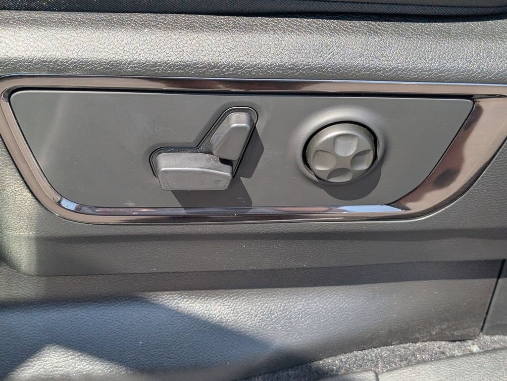 New 2026 RAM 1500 Limited AWD/4WD image 14