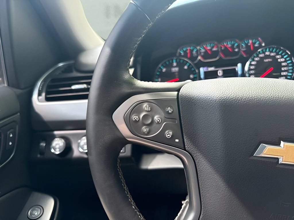 Used 2018 Chevrolet Suburban Premier AWD/4WD image 20