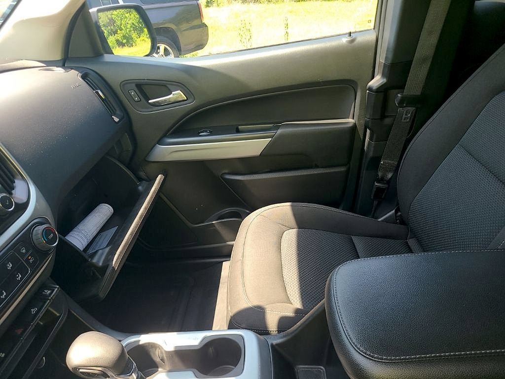 Certified 2022 Chevrolet Colorado LT w/ Fleet Safety Package RWD image 24