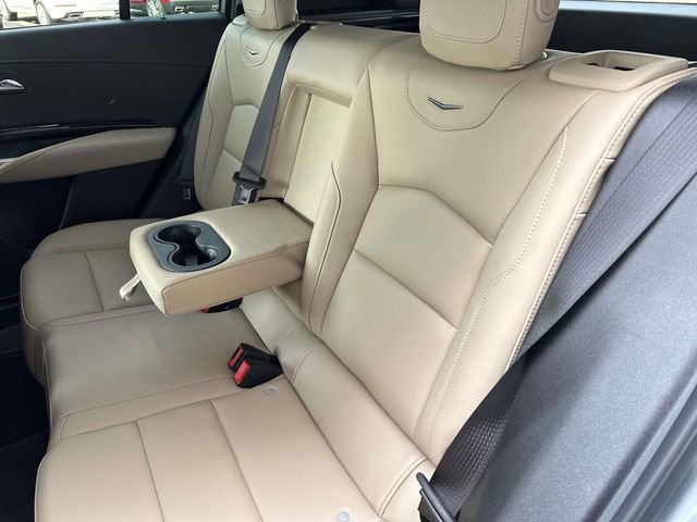 Certified 2024 Cadillac XT4 Luxury w/ Cold Weather Package AWD/4WD image 32