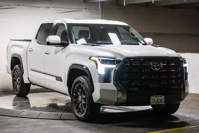 Used 2024 Toyota Tundra Platinum AWD/4WD image 3