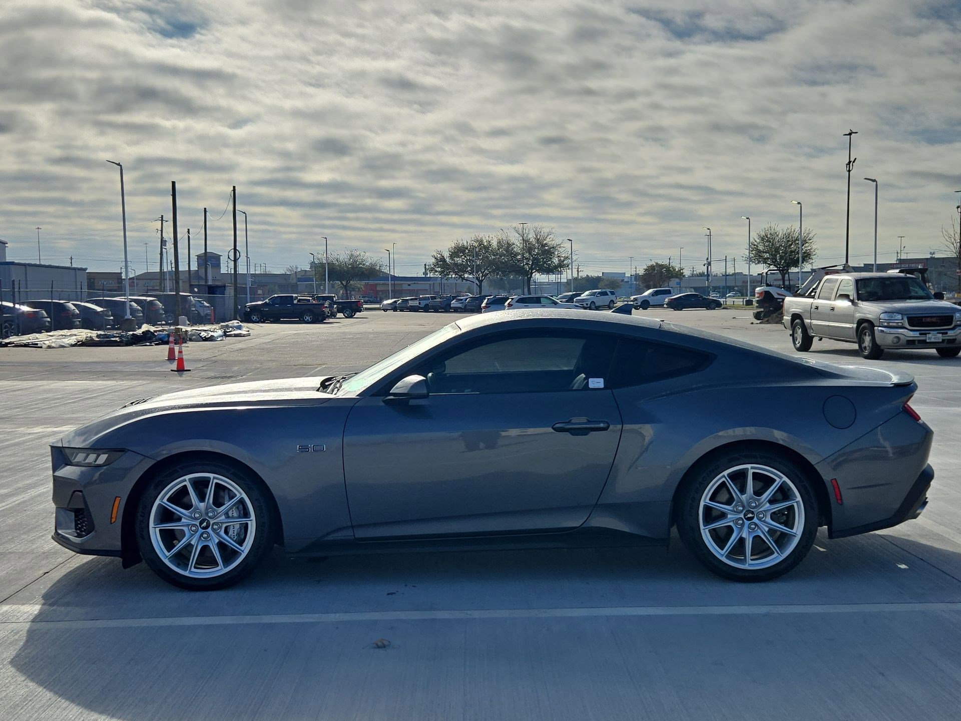 Used 2024 Ford Mustang GT Premium image 7