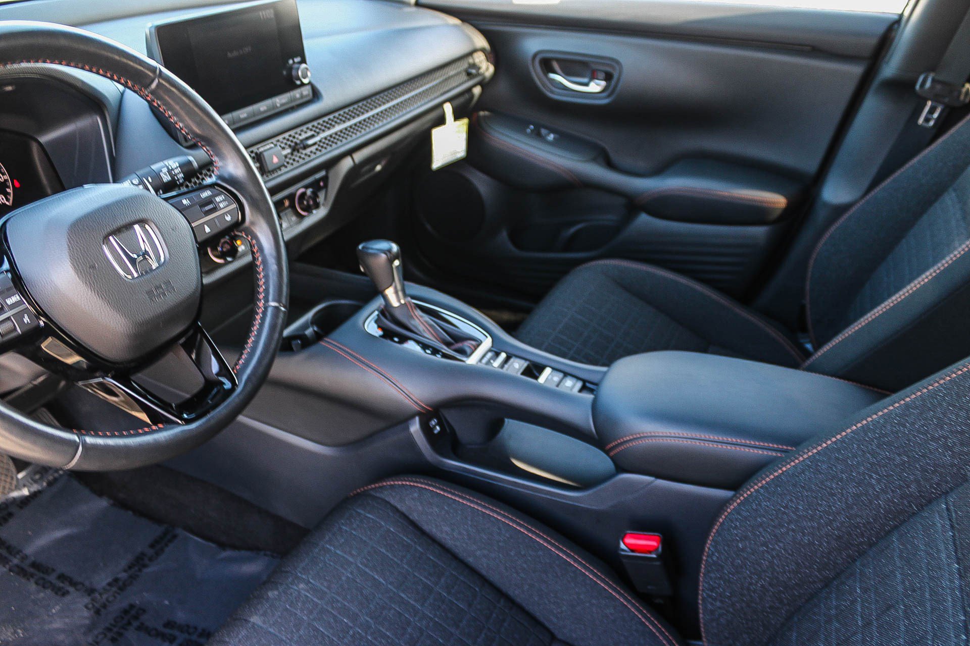 Certified 2024 Honda HR-V Sport image 18