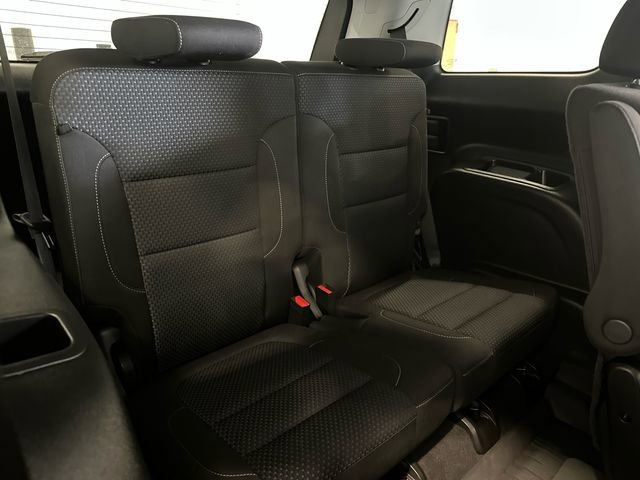 Used 2023 GMC Acadia SLE w/ Driver Convenience Package image 36