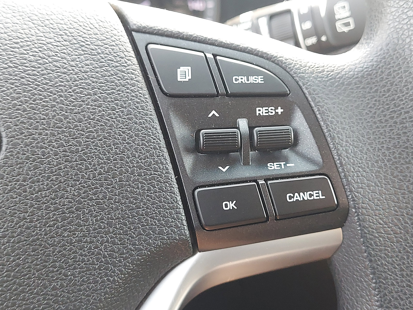 Used 2019 Hyundai Tucson Sport image 21