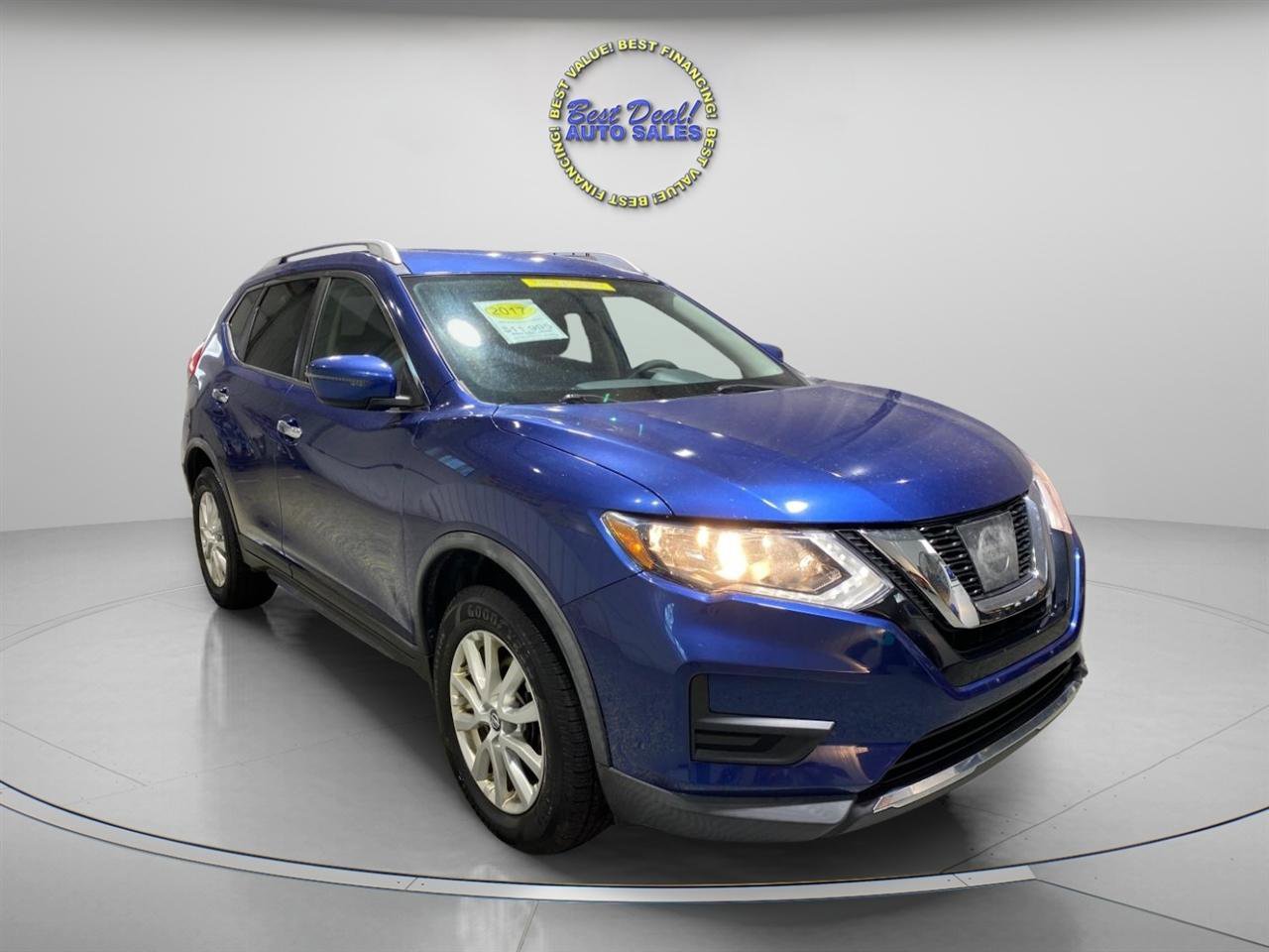 Used 2017 Nissan Rogue SV AWD/4WD image 6