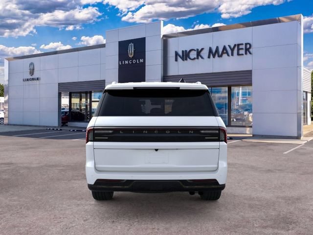 New 2026 Lincoln Navigator L Reserve AWD/4WD image 5