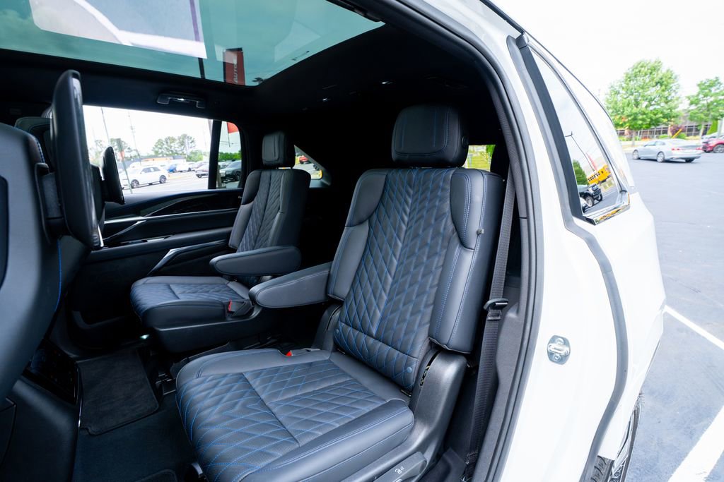 Used 2025 Cadillac Escalade IQ Luxury 1 w/ Smart Trailering package AWD/4WD image 51