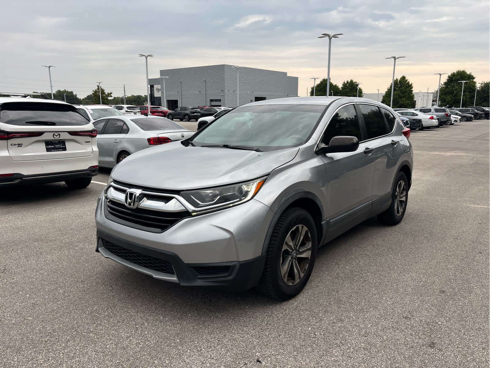 Used 2019 Honda CR-V LX image 2
