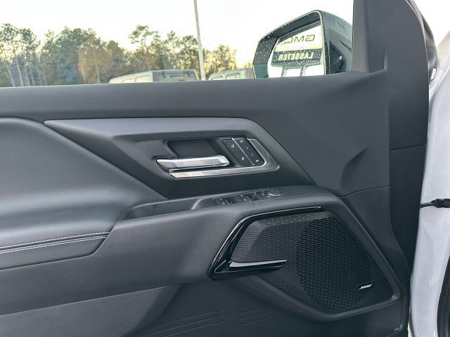 New 2025 Chevrolet Silverado EV LT image 20