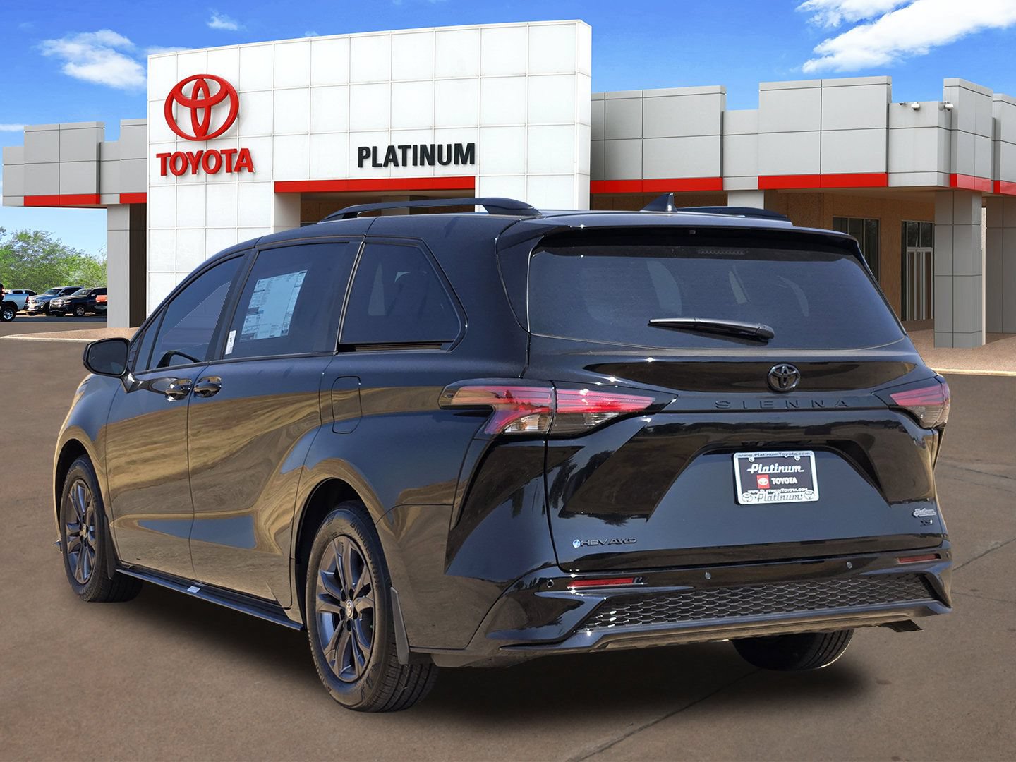 New 2026 Toyota Sienna XSE AWD/4WD image 4