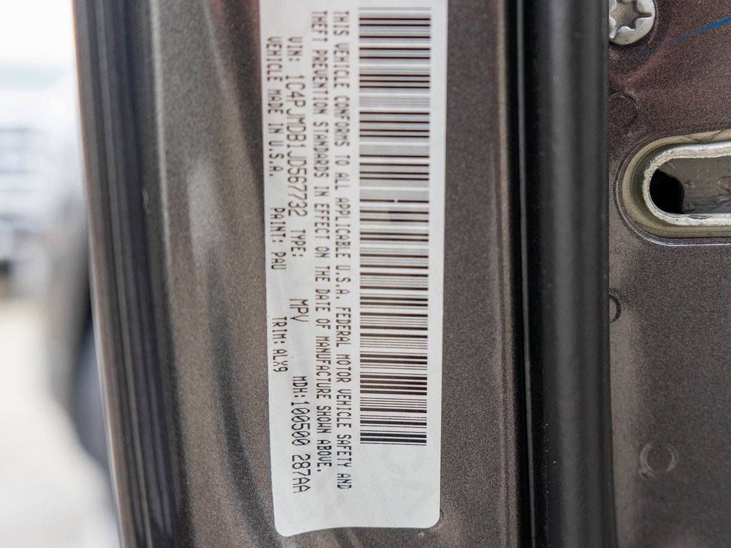 Used 2018 Jeep Cherokee Limited image 39