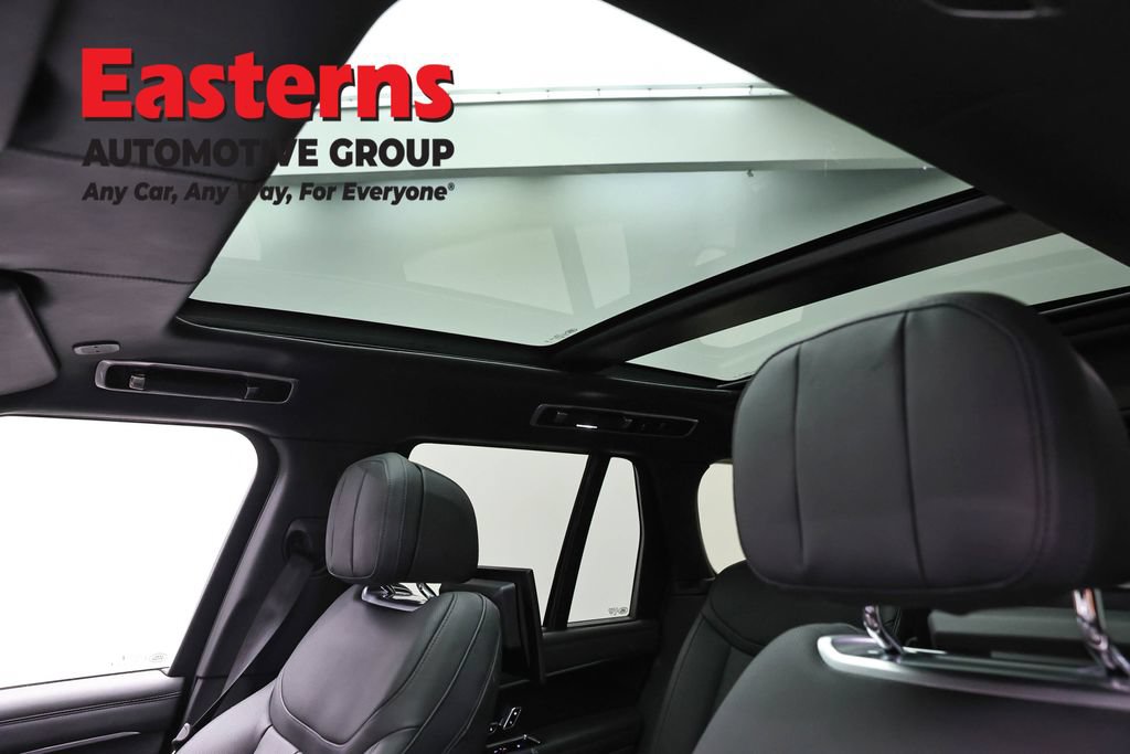 Used 2023 Land Rover Range Rover Autobiography AWD/4WD image 42