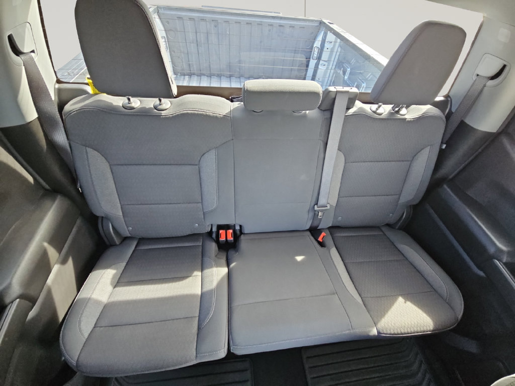 Used 2024 Chevrolet Silverado 1500 Custom w/ Turbomax Blackout Package RWD image 17