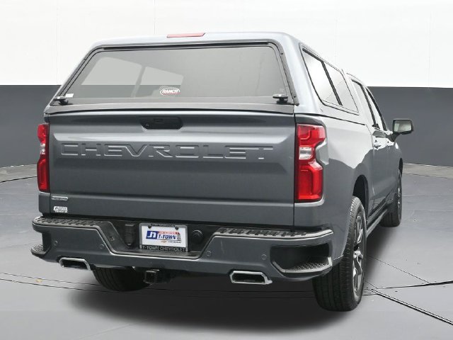 Used 2021 Chevrolet Silverado 1500 High Country w/ Technology Package RWD image 13