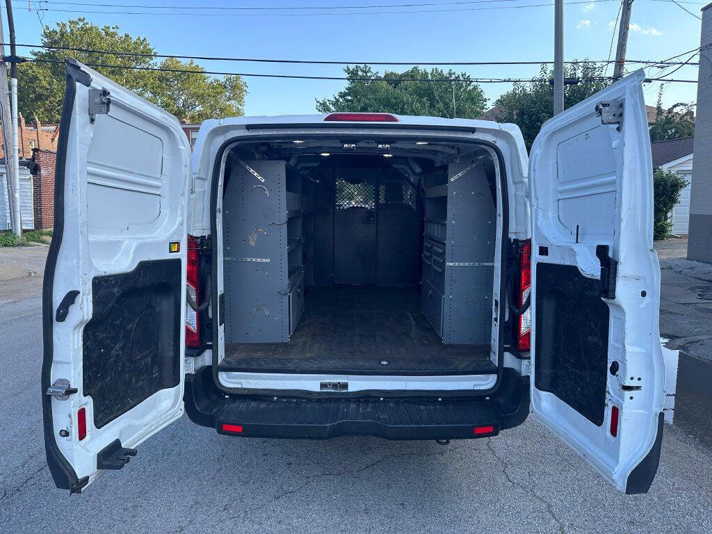 Used 2019 Ford Transit 250 250 3dr SWB Low Roof Cargo Van image 26