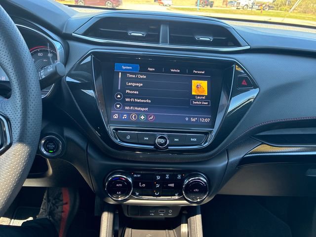 Used 2023 Chevrolet TrailBlazer RS w/ Sun and Liftgate Package AWD/4WD image 18