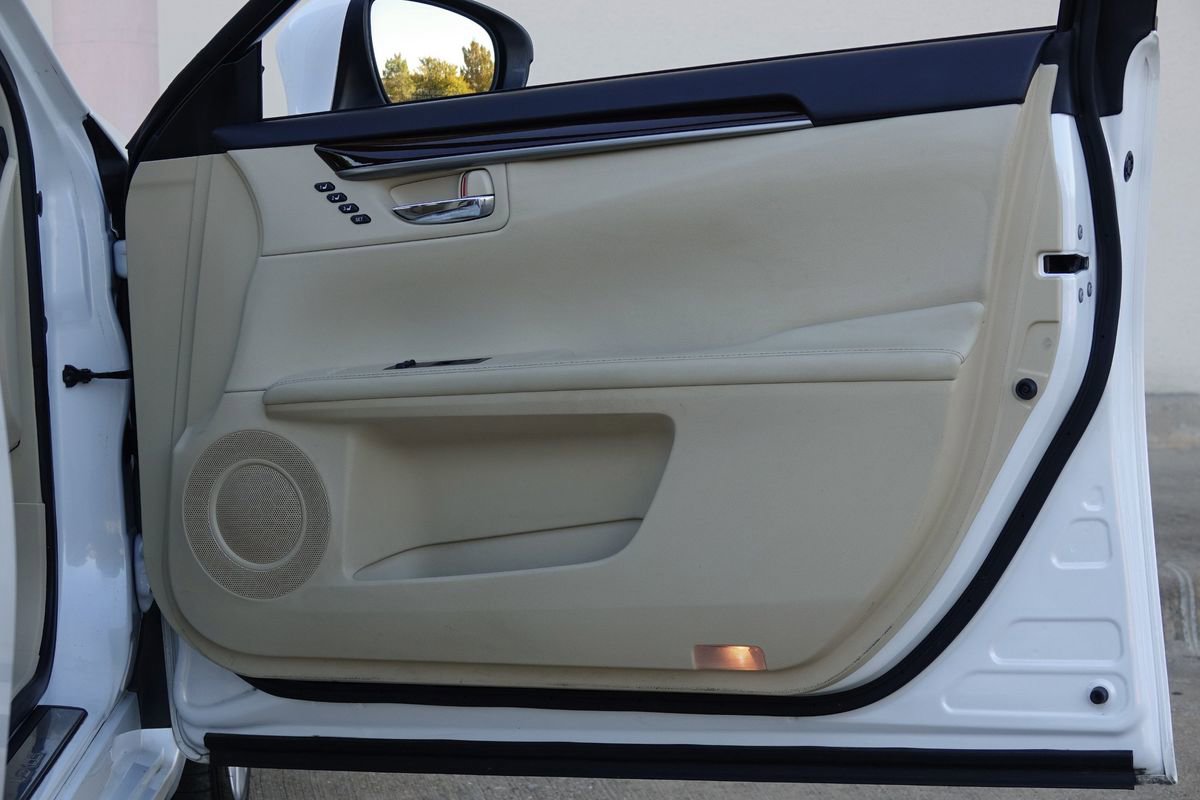 Used 2014 Lexus ES 350 image 38