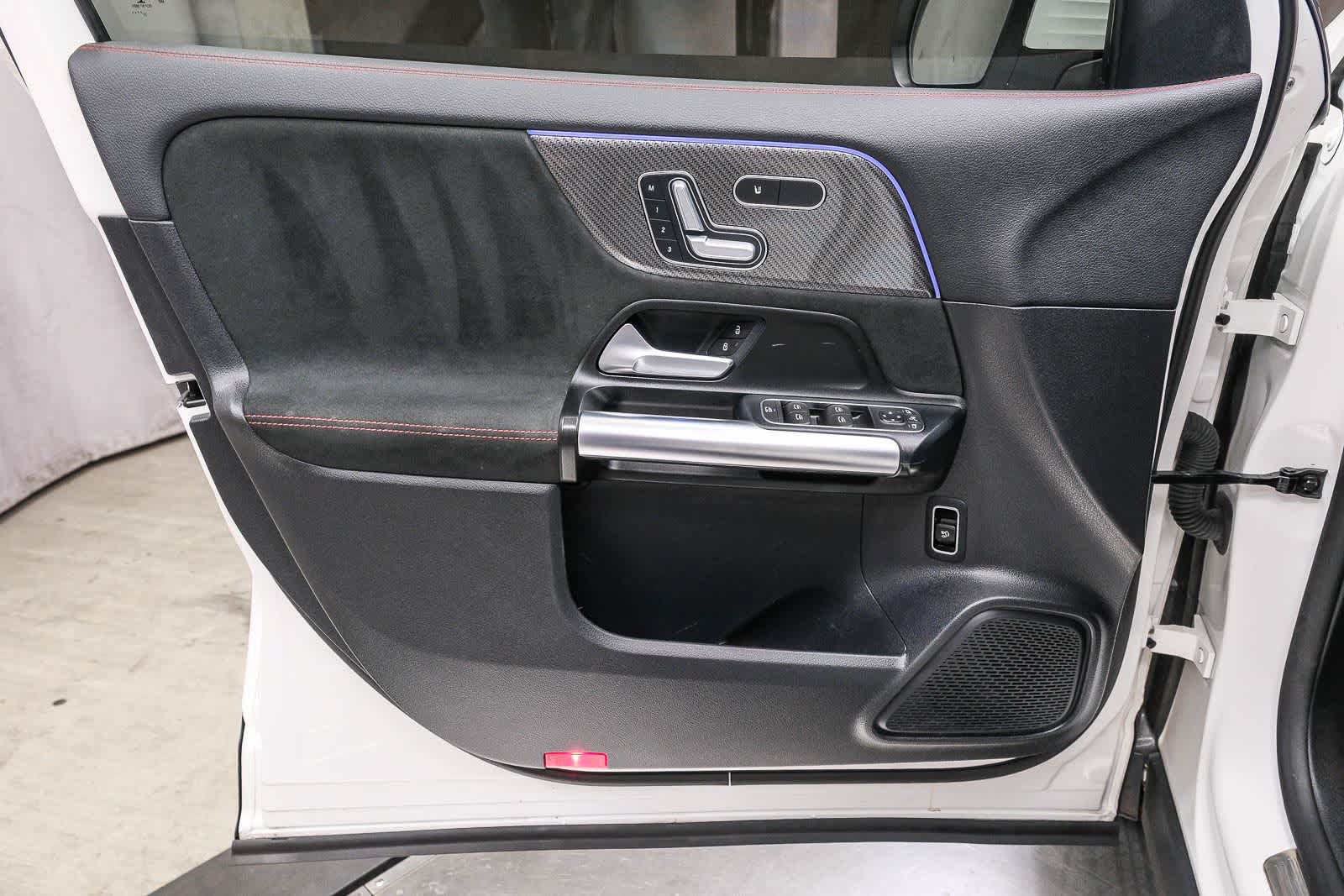 Certified 2023 Mercedes-Benz GLA 35 AMG 4MATIC image 27