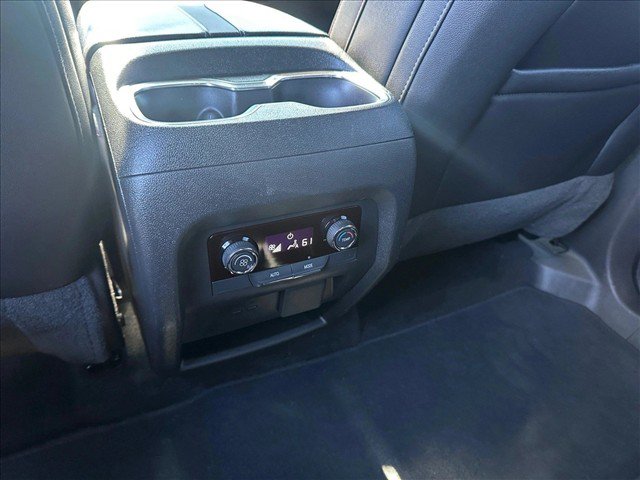 Used 2025 Chevrolet Traverse Z71 w/ Driver Confidence Package AWD/4WD image 19