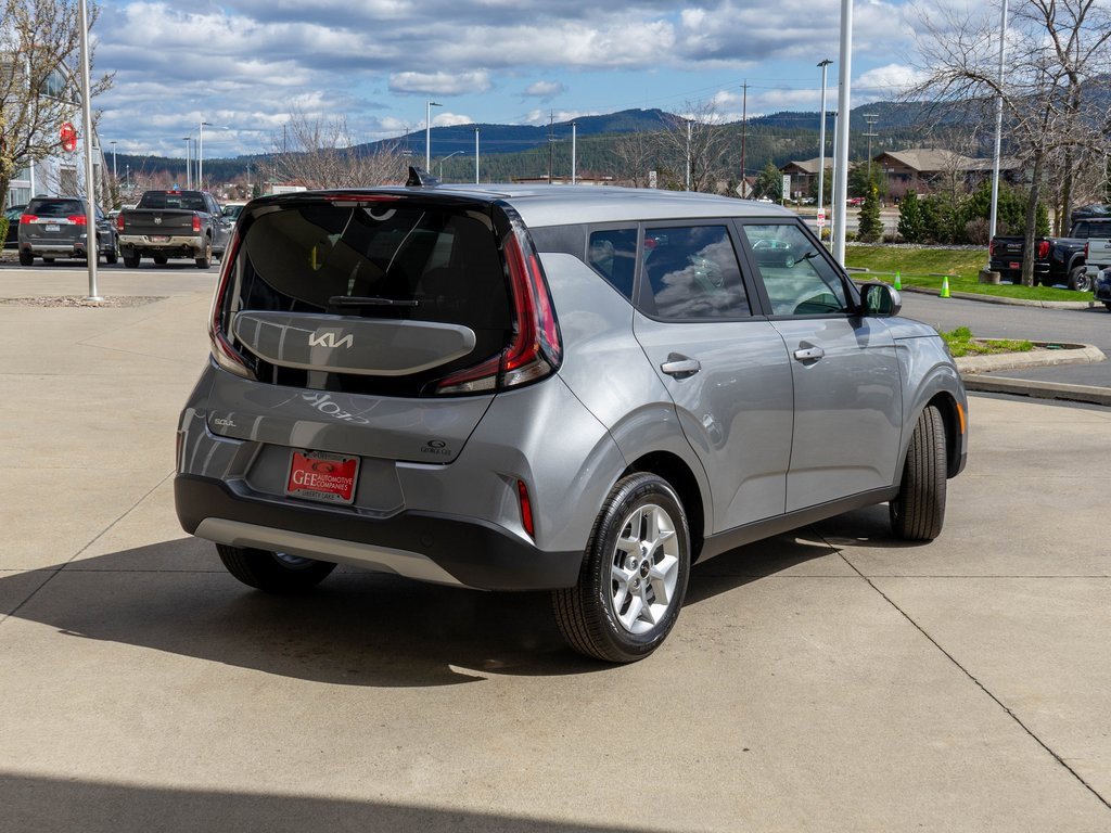 New 2025 Kia Soul S image 7