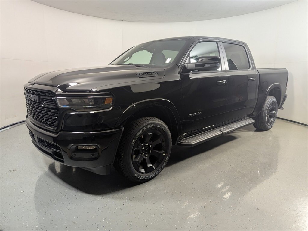 New 2026 RAM 1500 2WD Crew Cab image 3