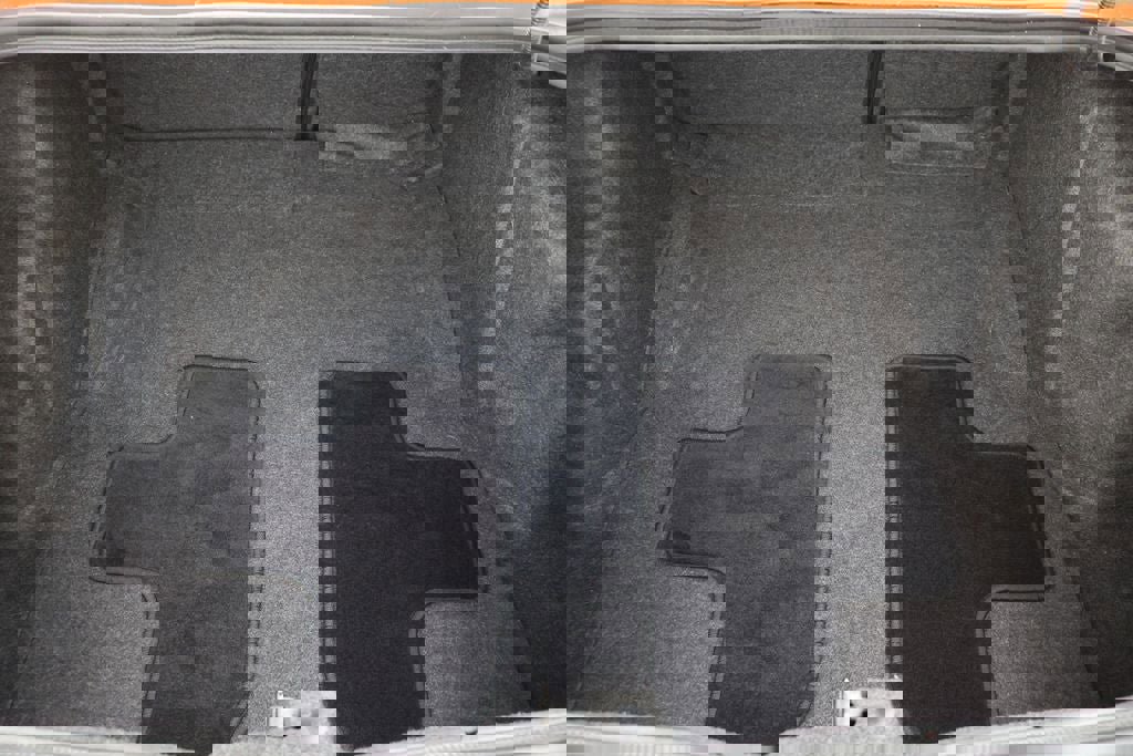 Used 2018 Dodge Challenger GT w/ Technology Group image 24