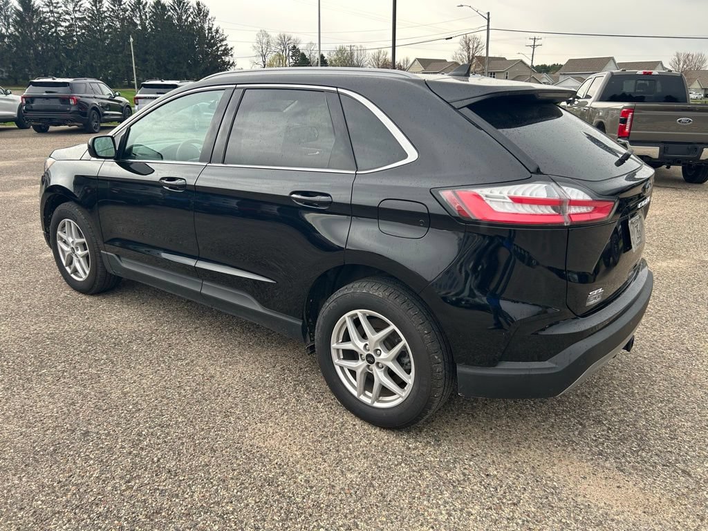 Used 2024 Ford Edge SEL w/ Convenience Package AWD/4WD image 5