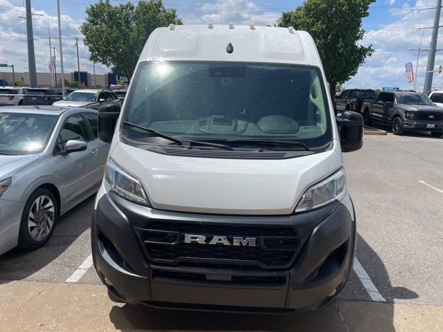 Used 2024 RAM ProMaster 2500 w/ Convenience Group FWD image 3