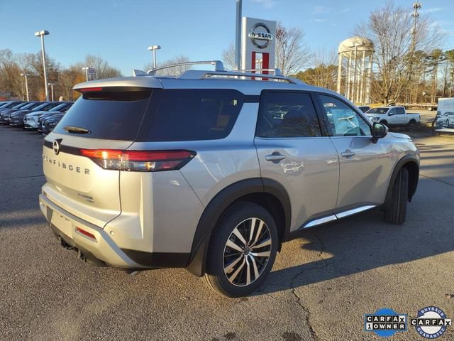 Certified 2024 Nissan Pathfinder Platinum image 3