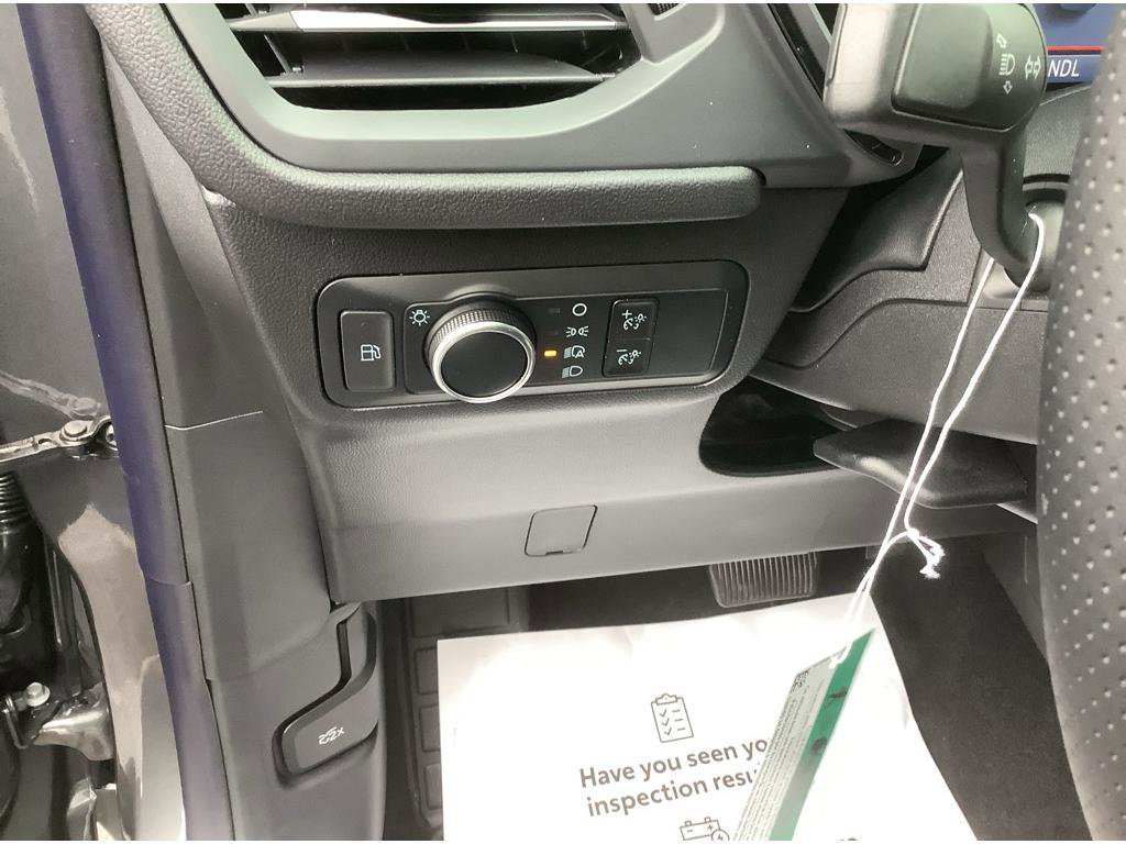 New 2025 Ford Escape ST-Line w/ Equipment Group 301A image 13